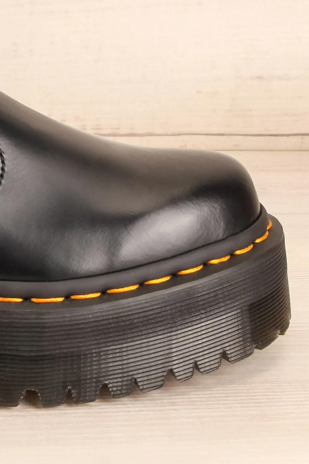 2976 Polished Smooth Platform Chelsea Boots
