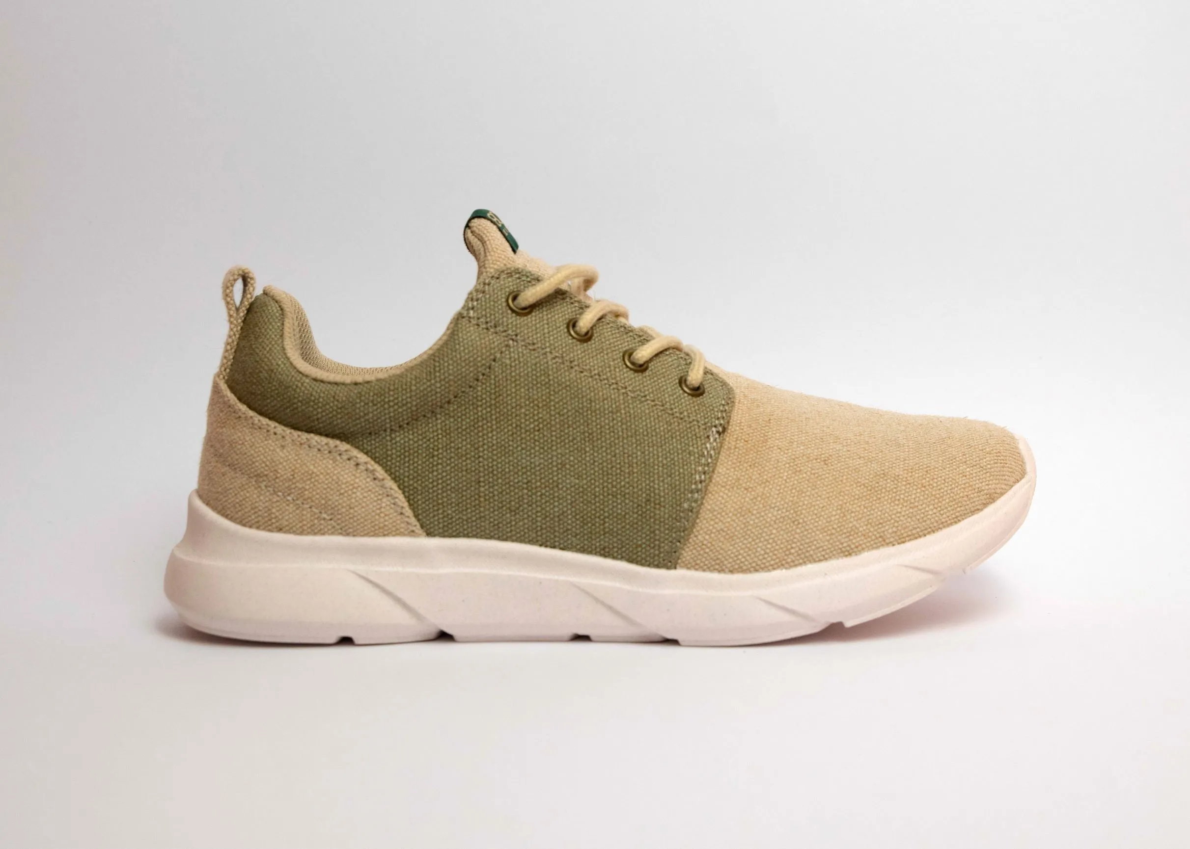 8000 KICKS | Explorer V2 Sneakers in Beige/Green