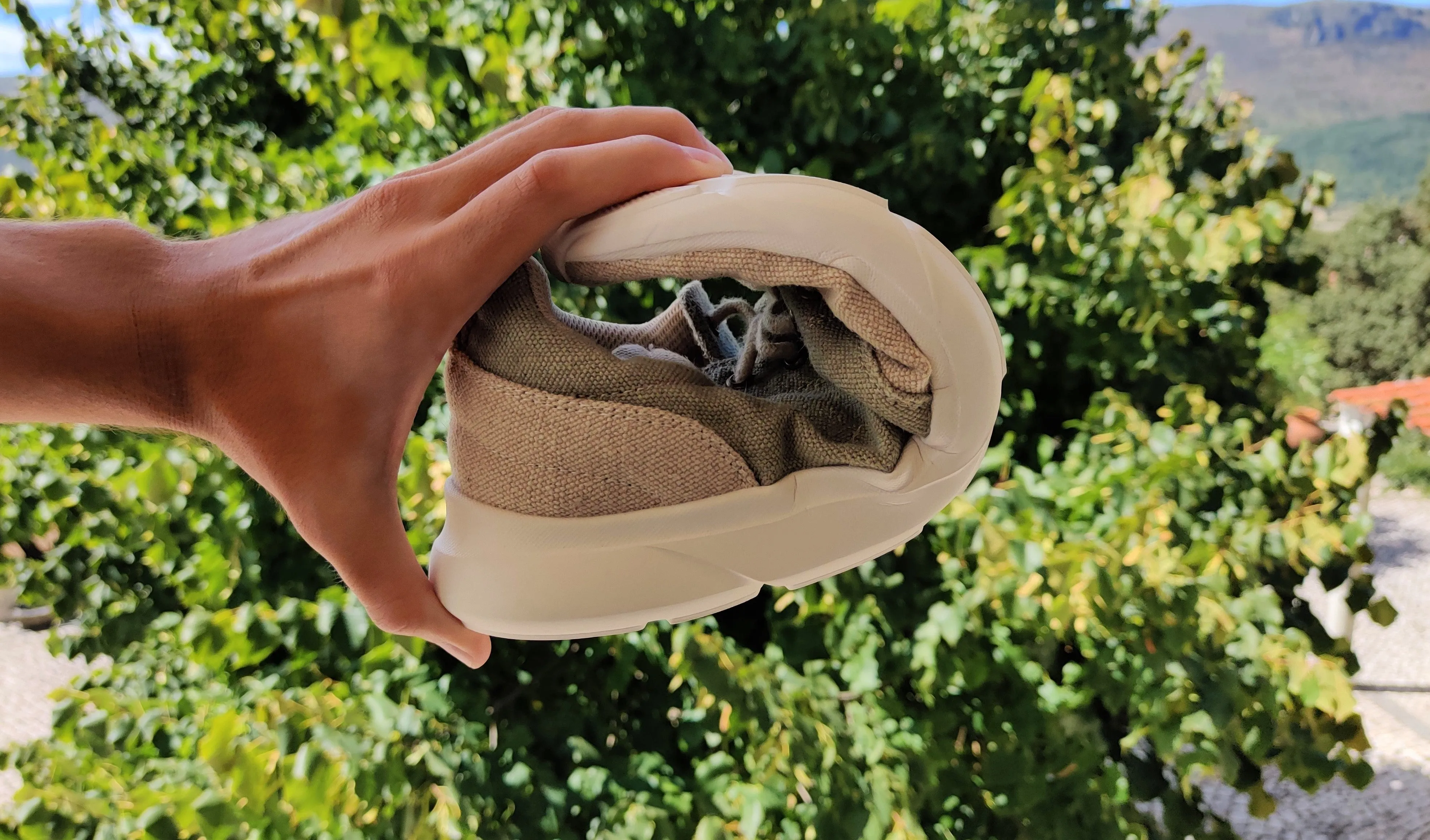 8000 KICKS | Explorer V2 Sneakers in Beige/Green