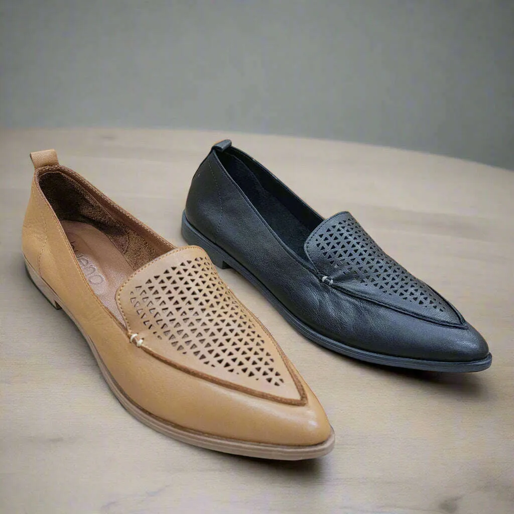 BUENO - BLAZEY - Black & Walnut