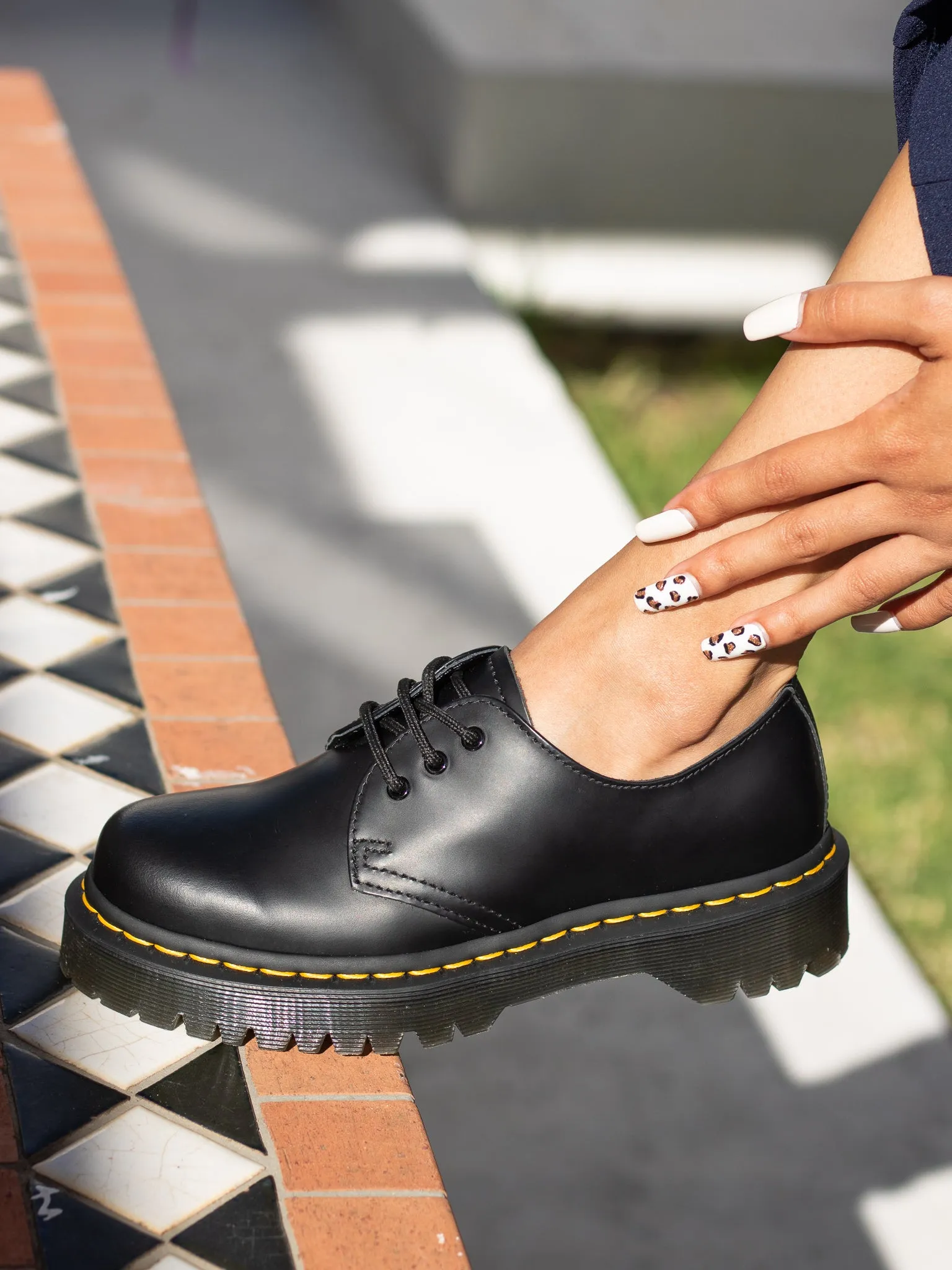 DR. MARTENS 1461 BEX BLACK SMOOTH