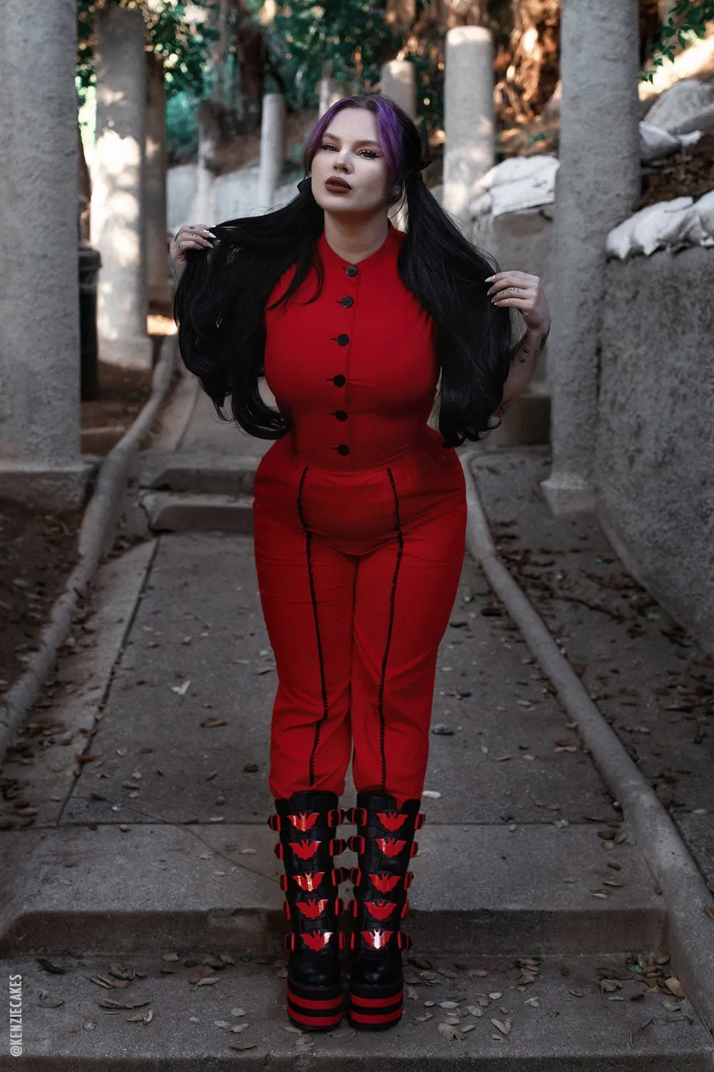 Dune Bat Platform Boots [BLACK/RED]