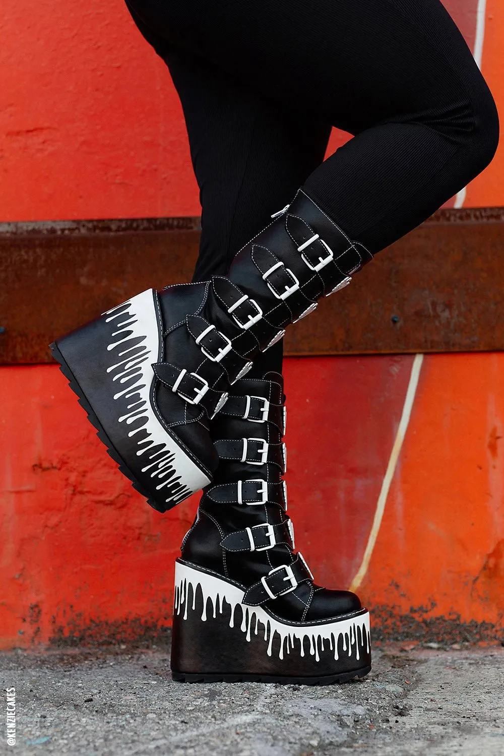 Dune Ghost Platform Boots [BLACK/WHITE]
