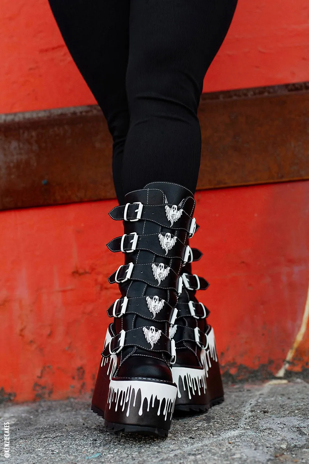 Dune Ghost Platform Boots [BLACK/WHITE]