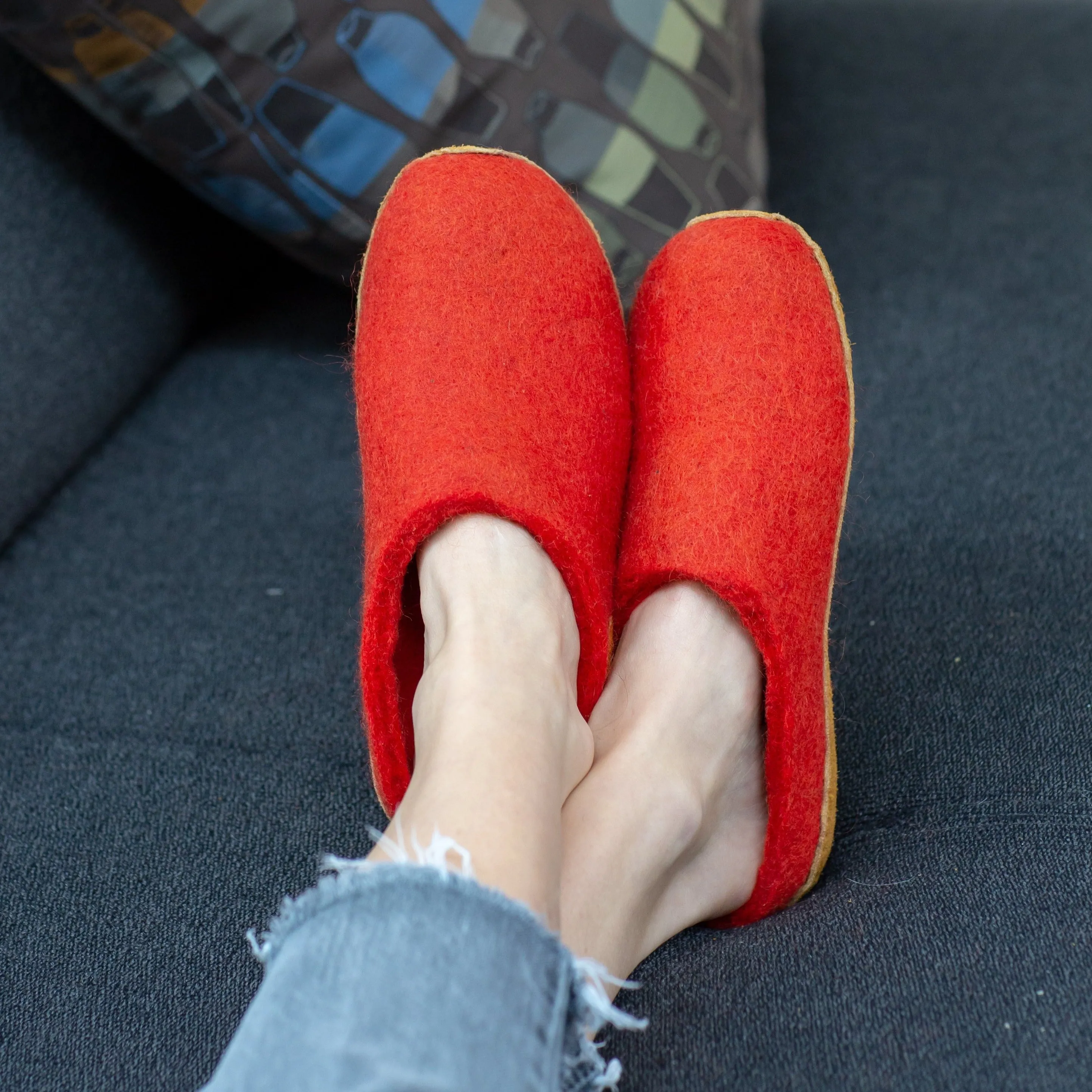 Handmade Wool Felt Slippers Himalayan Grey