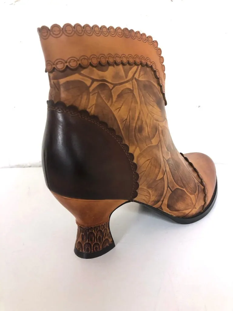 Leafeel Carmel Booties