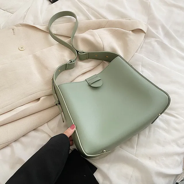 Peter Women's Leather Shoulder Handbag