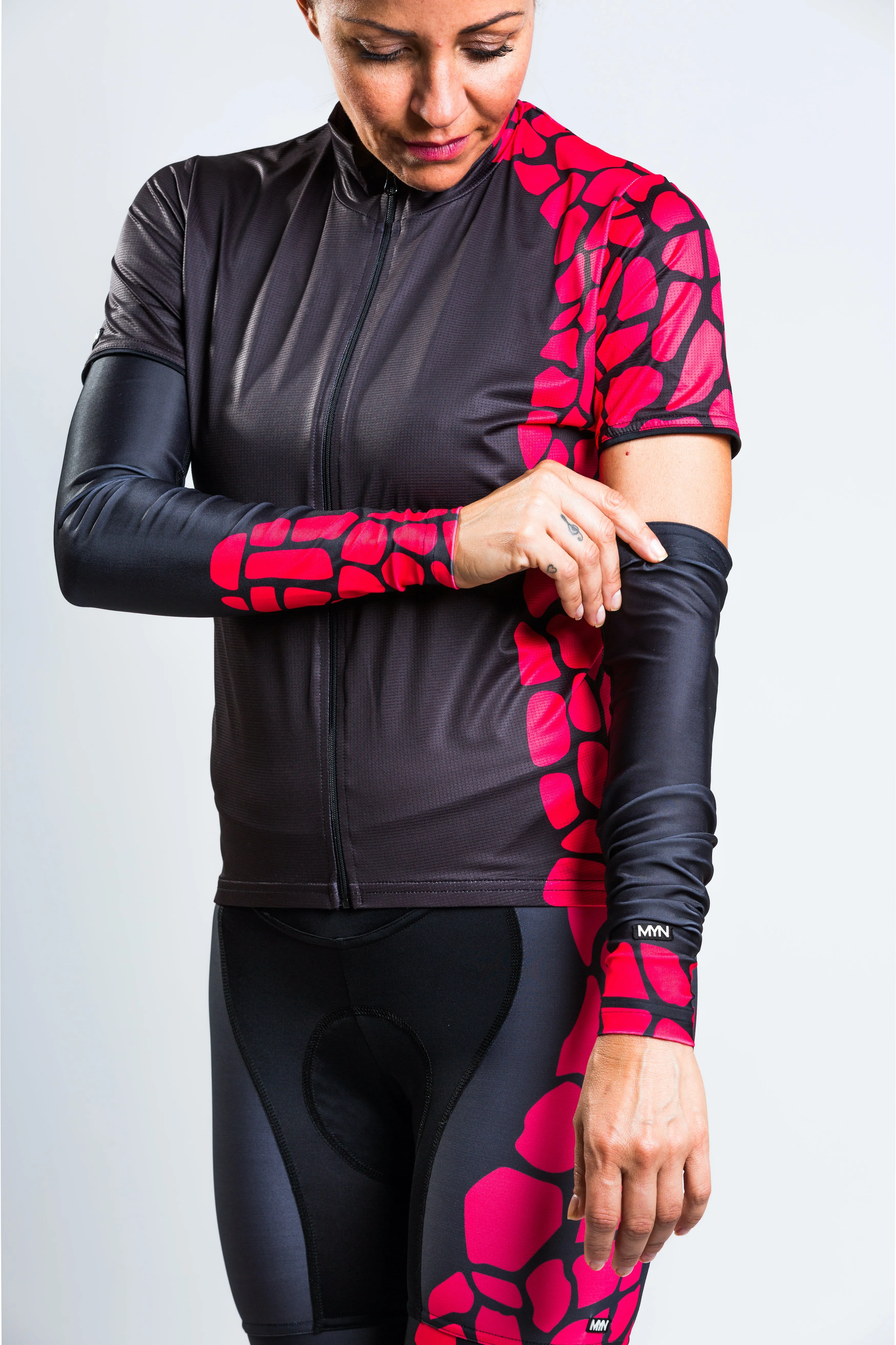 RAFFA -Light  Leg Covers for Cycling, Gravel and MTB with UV protection.