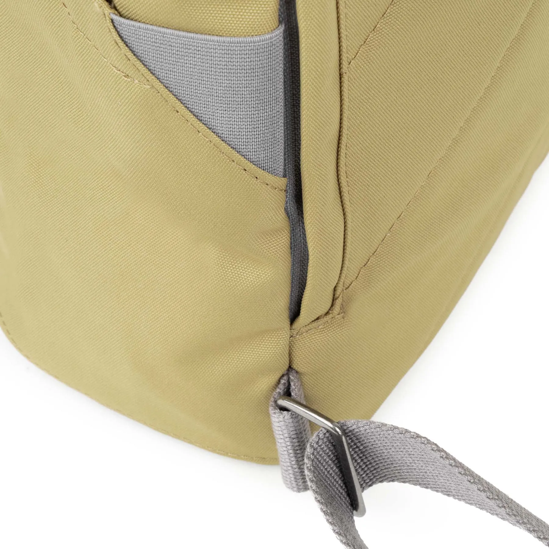 ROKA Finchley A Khaki Large Recycled Canvas Bag