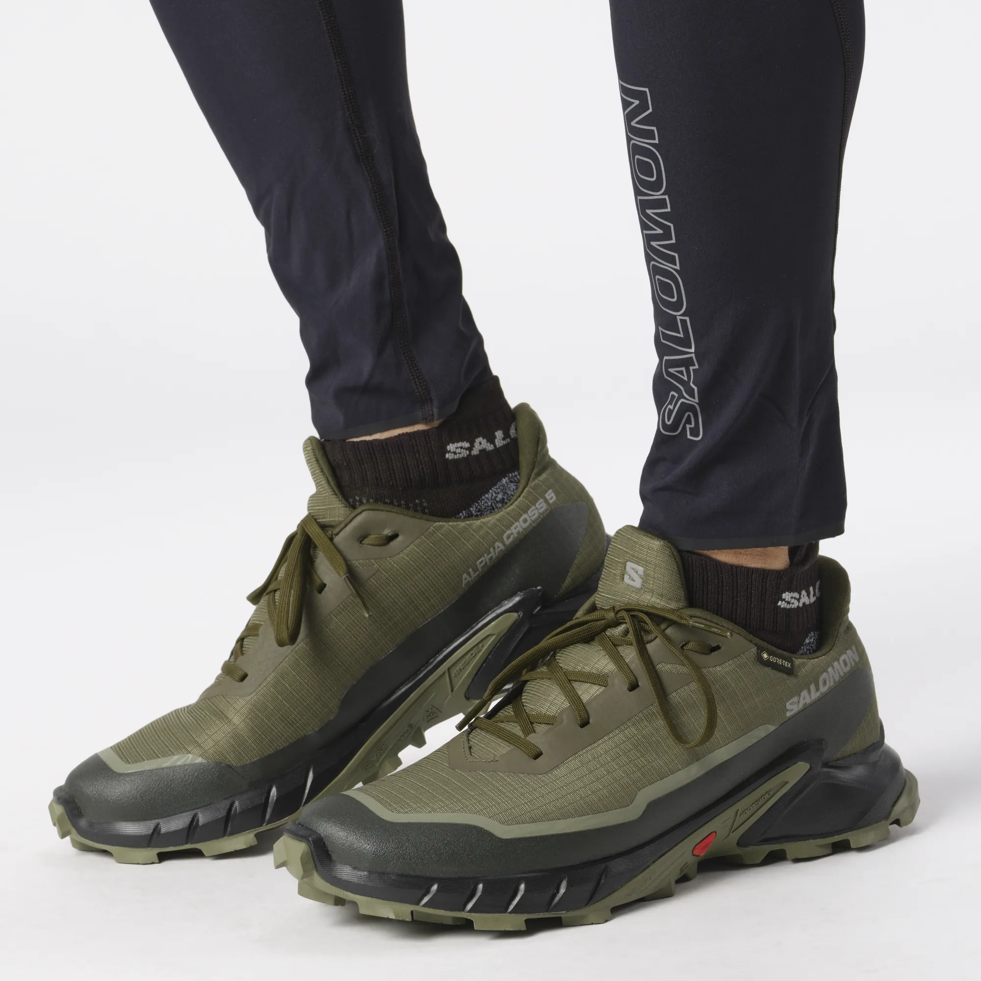 Salomon Men's Alphacross 5 Gore Tex in Olive night