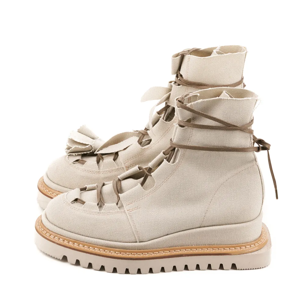 SHR Make this flower great again light beige vegan booties