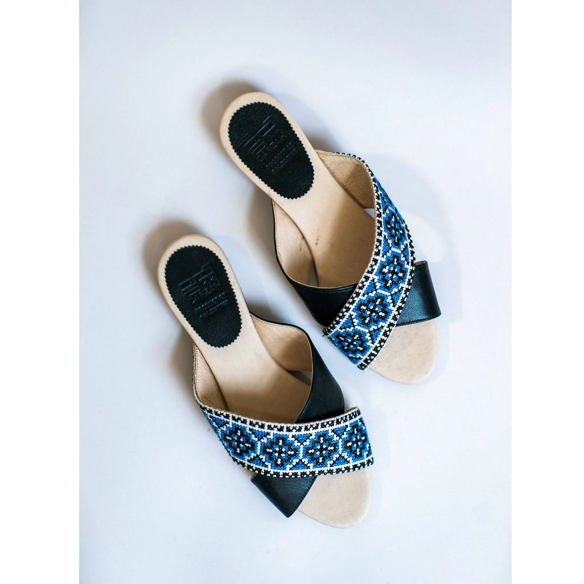 Tatreez Cross Sandal - Sapphire Blue