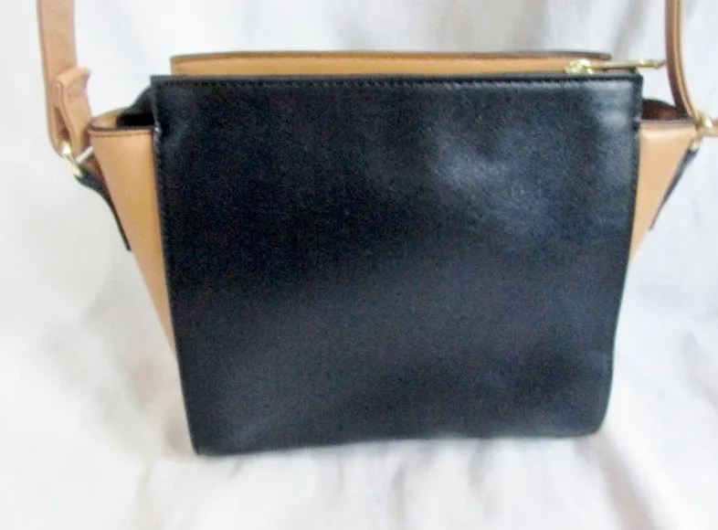 TRAVELSMITH RFID Crossbody Bag with Anti-Theft Pacsafe Shoulder Vegan BLACK CAMEL