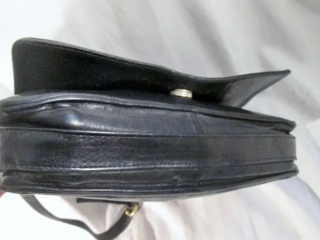 Vintage PERLINA Leather Shoulder Bag Handbag Satchel Flap Bag BLACK Crossbody
